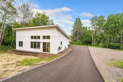 14 W Linden St, Duluth, MN 55811 - Photo 1