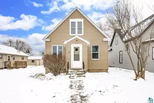 722 Fisher Ave, Superior, WI 54880 - Photo 1