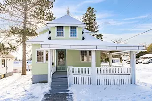 502 Sparkman Ave, Duluth, MN 55803 - Photo 1