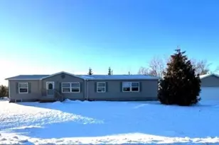 3735 7th Ave W, Hibbing, MN 55746 - Photo 1