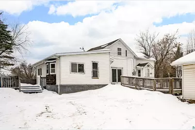 505 Summit Ave, Duluth, MN 55810 - Photo 1