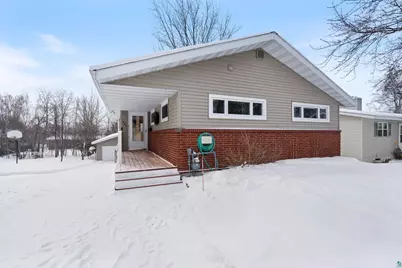 426 W Faribault St, Duluth, MN 55804 - Photo 1