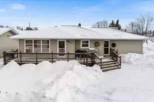 704 S 8th Ave W, Virginia, MN 55792 - Photo 1
