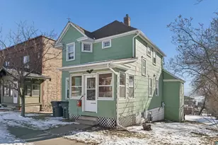 1928 Jefferson St, Duluth, MN 55812 - Photo 1