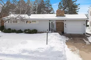 502 Inner Dr, Hibbing, MN 55792 - Photo 1