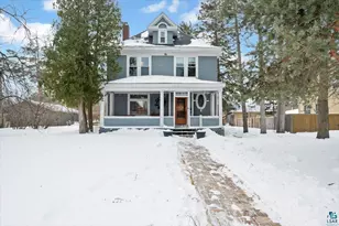 2015 Woodland Ave, Duluth, MN 55803 - Photo 1