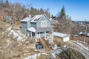 326 N 19th Ave W, Duluth, MN 55806 - Photo 1