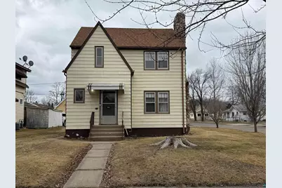 3001 W 3rd Ave, Hibbing, MN 55746 - Photo 1