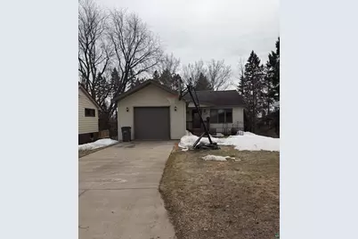 5226 Oakley St, Duluth, MN 55804 - Photo 1