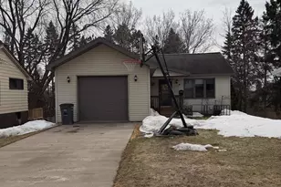 5226 Oakley St, Duluth, MN 55804 - Photo 1