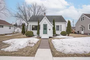 712 Lincoln St, Superior, WI 54880 - Photo 1