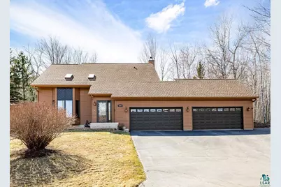 3241 Commonwealth Ave, Duluth, MN 55808 - Photo 1