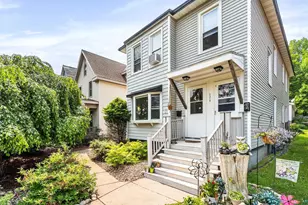 1319 E 6th St, Duluth, MN 55805 - Photo 1