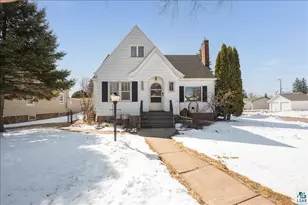 2203 Pennsylvania Ave, Superior, WI 54880 - Photo 1