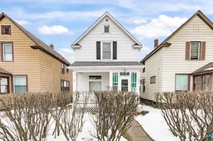 2326 W 2nd St, Duluth, MN 55806 - Photo 1