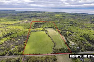 63Xx Homestead Rd, Duluth, MN 55804 - Photo 1