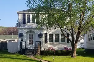 4327 W 5th St, Duluth, MN 55807 - Photo 1