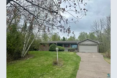 530 W Marble St, Duluth, MN 55811 - Photo 1