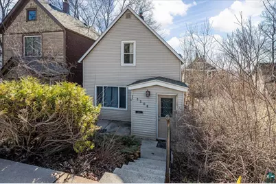 2208 W 8th St, Duluth, MN 55806 - Photo 1