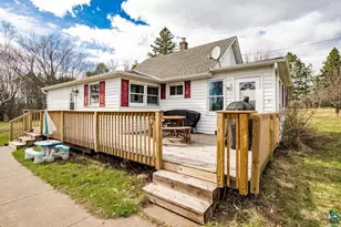 4705 Vermilion Rd, Duluth, MN 55803 - Photo 1