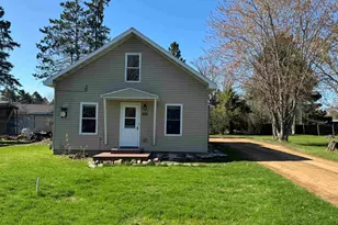 202 1st St NW, Hinckley, MN 55037 - Photo 1