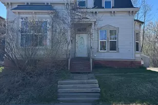 504 3rd St W, Ashland, WI 54806 - Photo 1