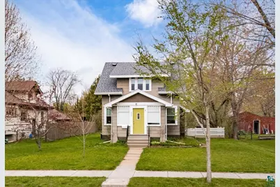 903 E 5th St, Superior, WI 54880 - Photo 1