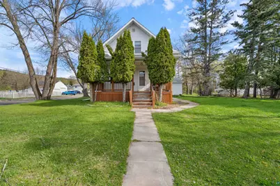5201 Ivanhoe St, Duluth, MN 55804 - Photo 1
