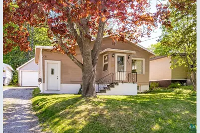 512 Rose St, Duluth, MN 55803 - Photo 1