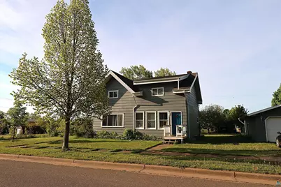 408 W 5th St, Washburn, WI 54891 - Photo 1
