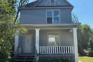 2714 W 2nd St, Duluth, MN 55806 - Photo 1