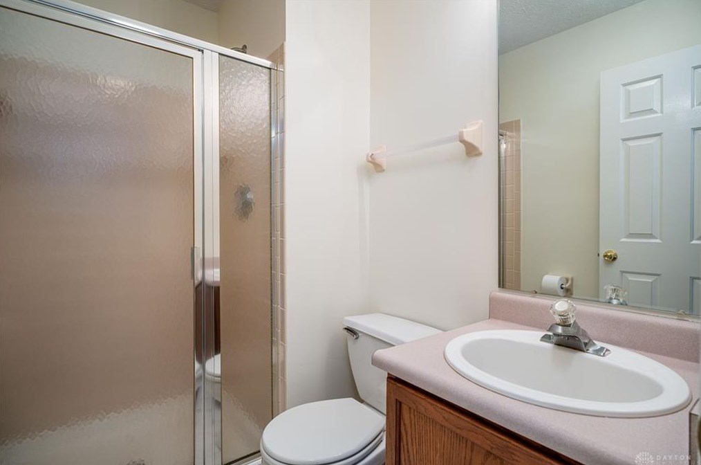 7141 Brookmeadow Dr, Dayton OH 45459-5181 exterior