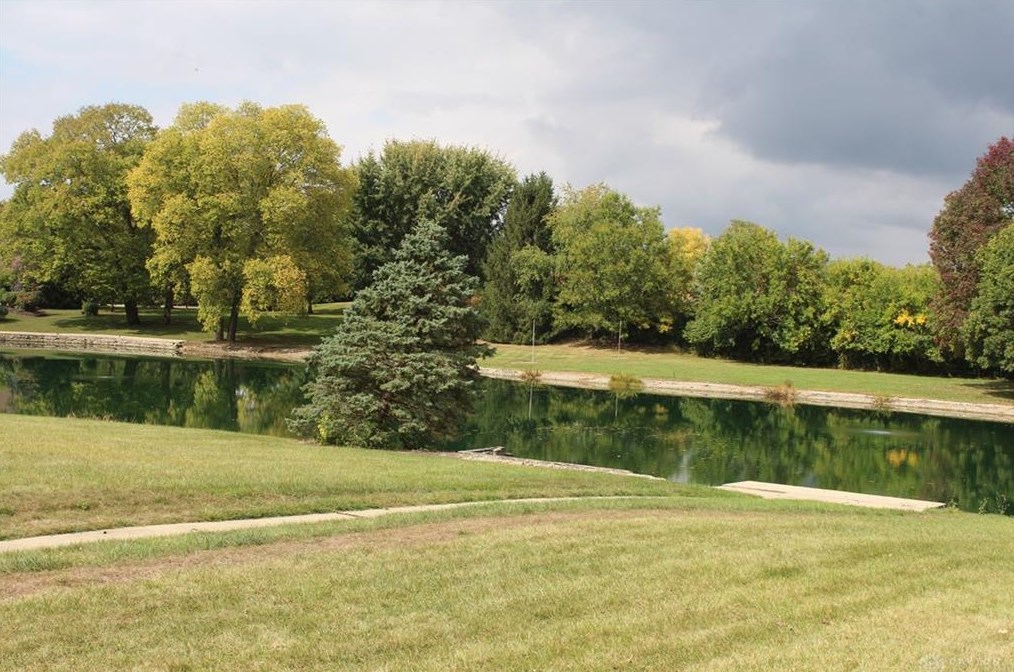 2662 Quail Ridge Dr, New Carlisle OH  45344-9143 exterior