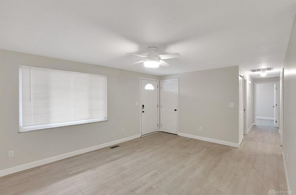 6241 Leawood Dr, Dayton OH  45424-3038 exterior