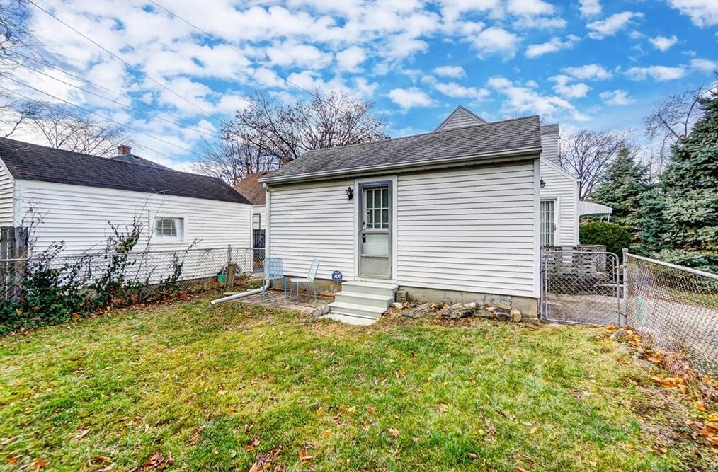 2000 Shroyer Rd, Dayton OH 45419-1863 exterior