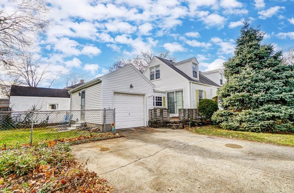 2000 Shroyer Rd, Dayton OH 45419-1863 exterior