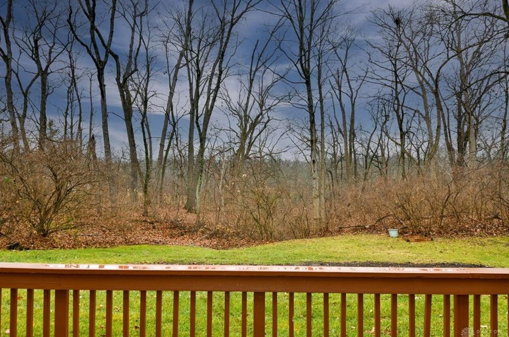 429 Bending Branch Ln, Miamisburg OH  45342-7613 exterior