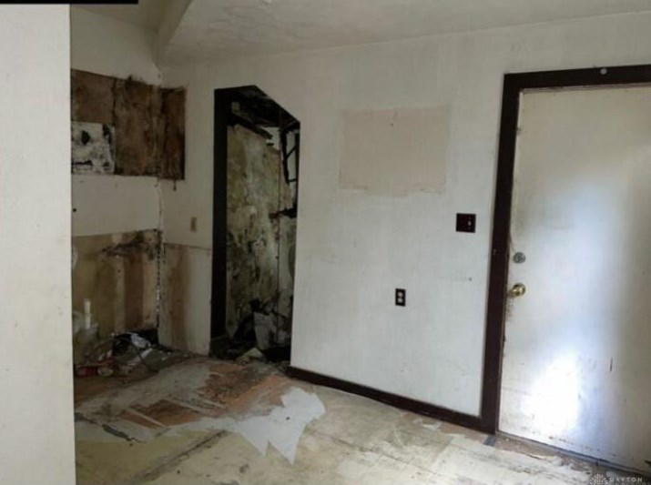 742 Ferguson Ave, Dayton OH 45402-6207 exterior