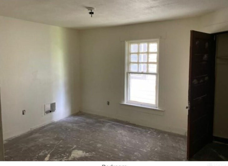 742 Ferguson Ave, Dayton OH 45402-6207 exterior