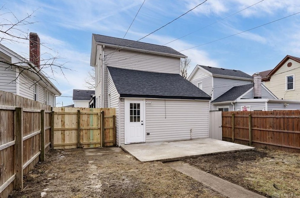 614 Liberty Ave, Hamilton OH  45013-3015 exterior
