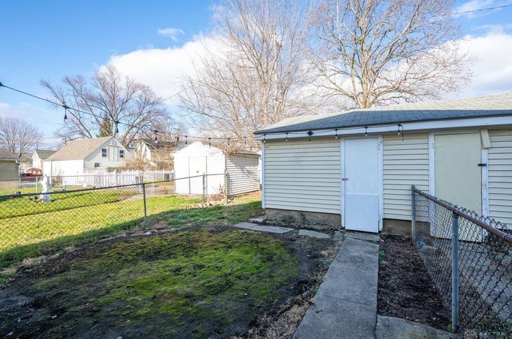 120 Vine St, Cincinnati OH  45215-3250 exterior