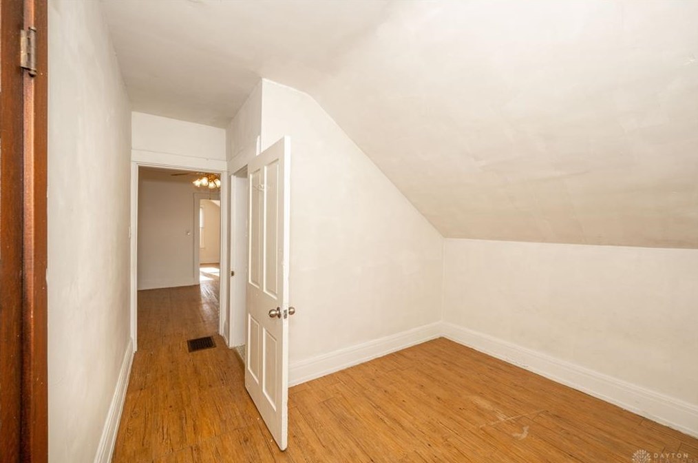 120 Vine St, Cincinnati OH  45215-3250 exterior