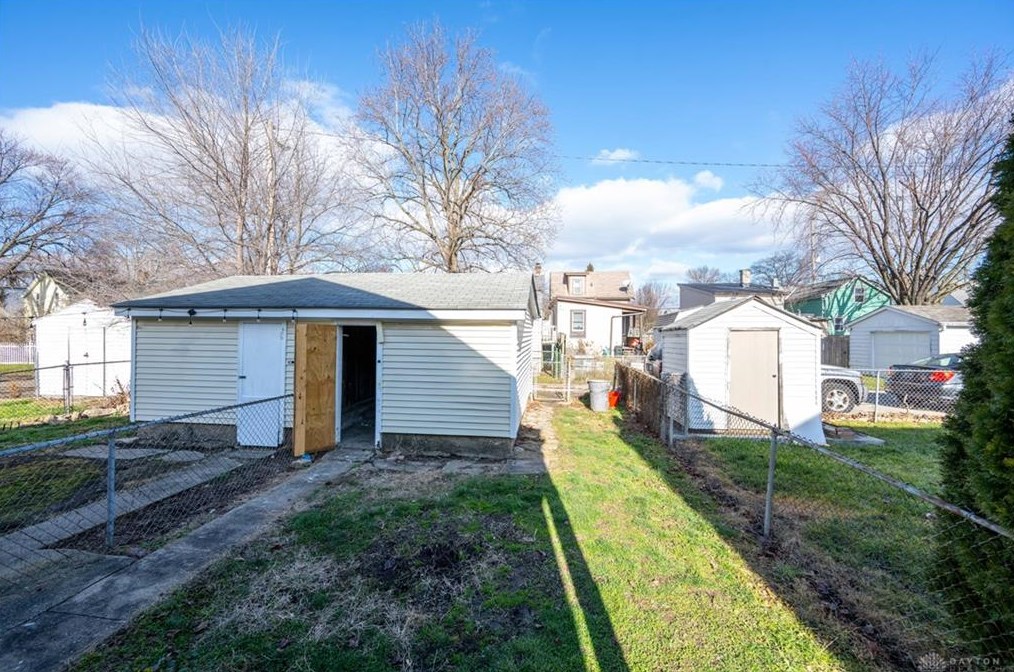 120 Vine St, Cincinnati OH  45215-3250 exterior