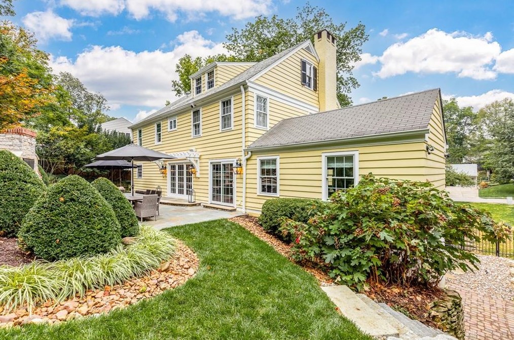 1244 Hayward Ave, Cincinnati OH 45208-4327 exterior