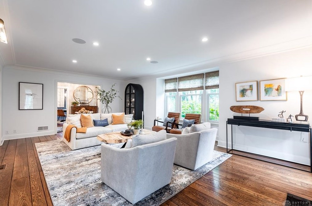 1244 Hayward Ave, Cincinnati OH 45208-4327 exterior