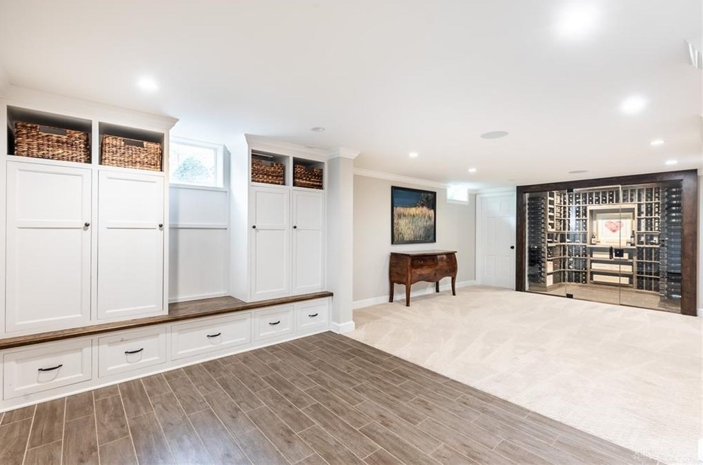 1244 Hayward Ave, Cincinnati OH 45208-4327 exterior