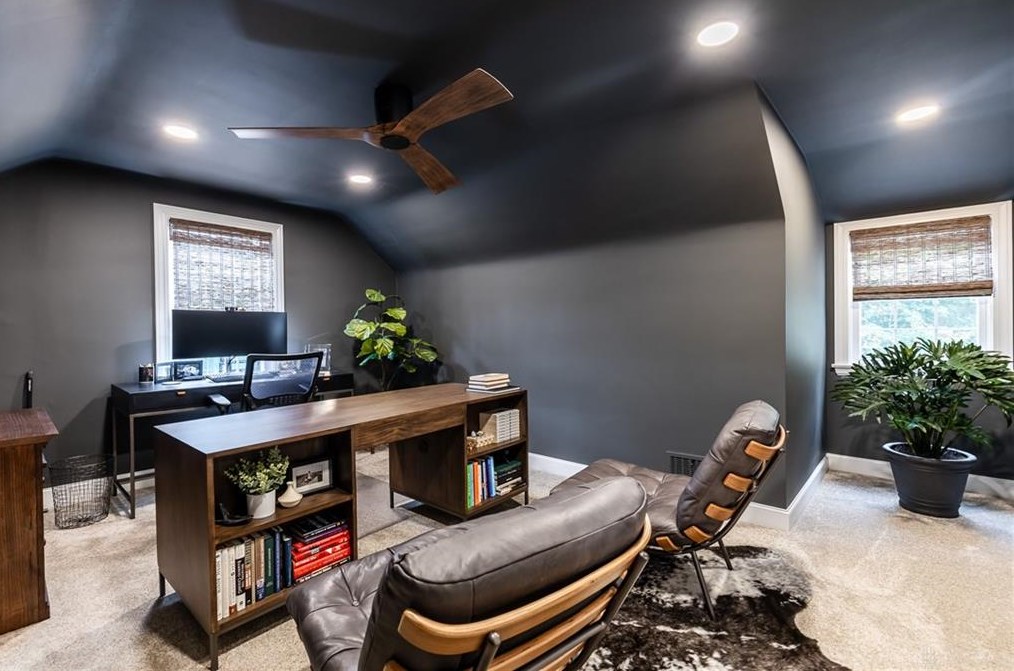 1244 Hayward Ave, Cincinnati OH 45208-4327 exterior