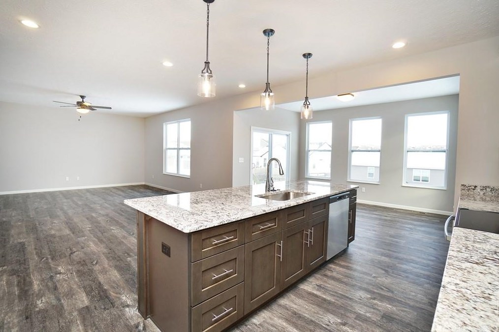 310 Selkirk Pl, Trenton OH  45067 exterior