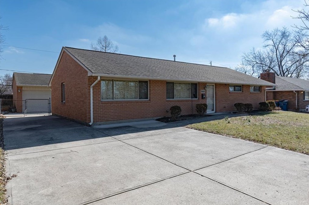 5662 Brandt Pike, Dayton OH  45424-4304 exterior
