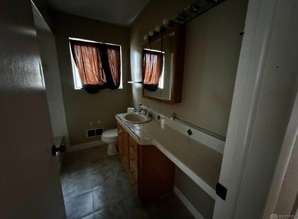 4109 Pleasant View Ave, Dayton OH  45420-2834 exterior